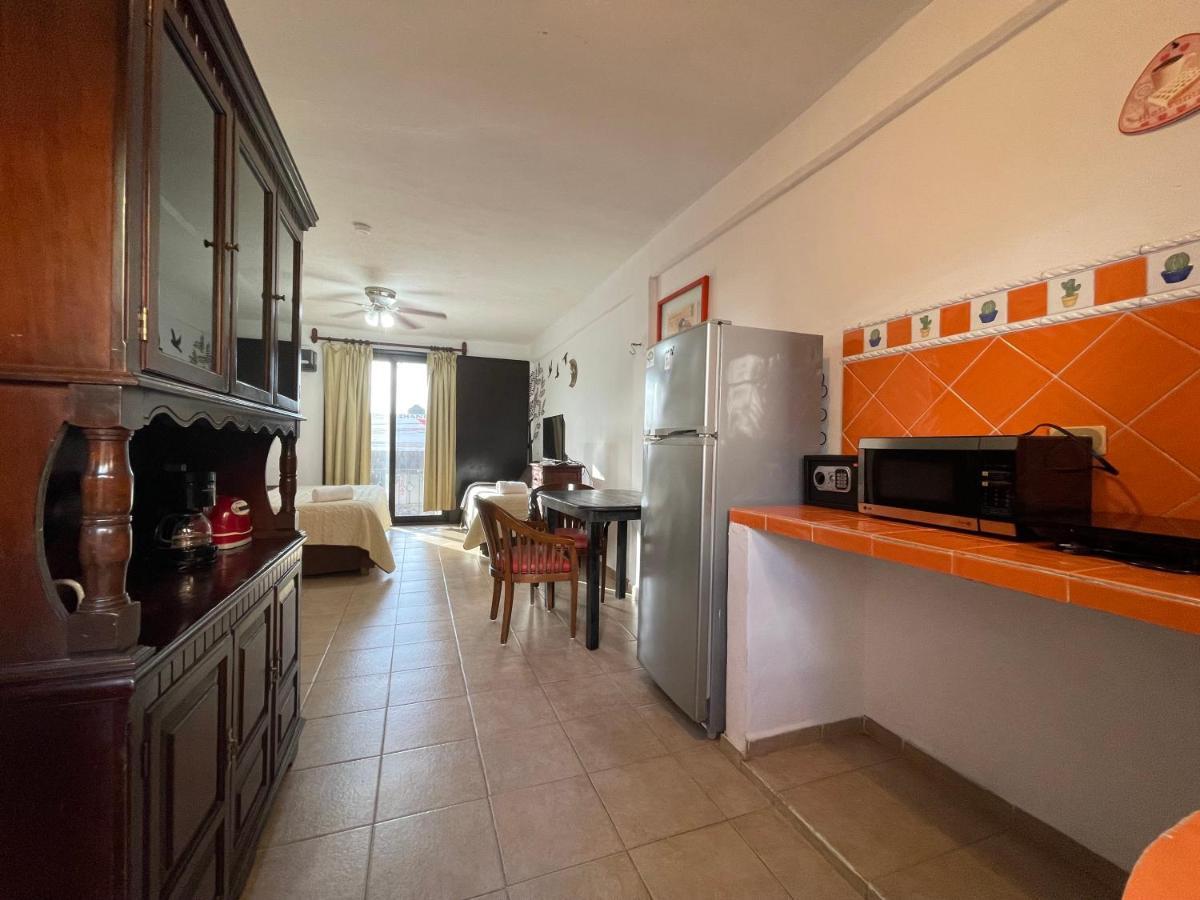 Suites Fenicia (Adults Only) Playa del Carmen Extérieur photo