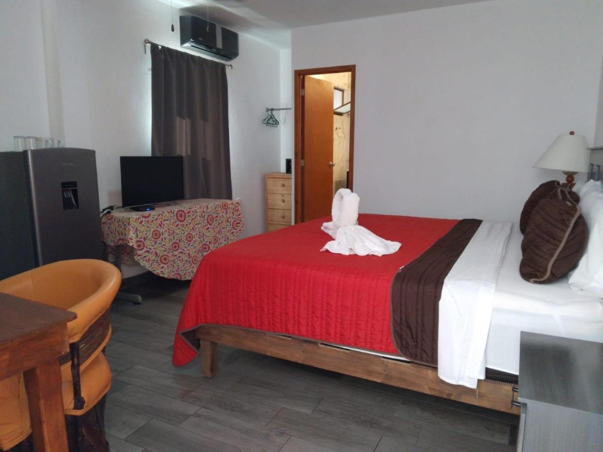 Suites Fenicia (Adults Only) Playa del Carmen Extérieur photo