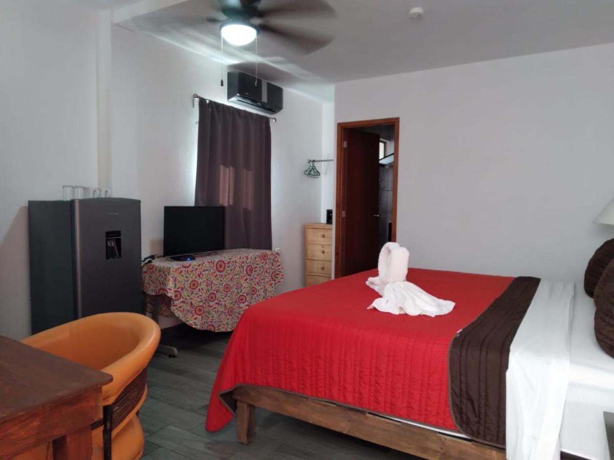 Suites Fenicia (Adults Only) Playa del Carmen Extérieur photo