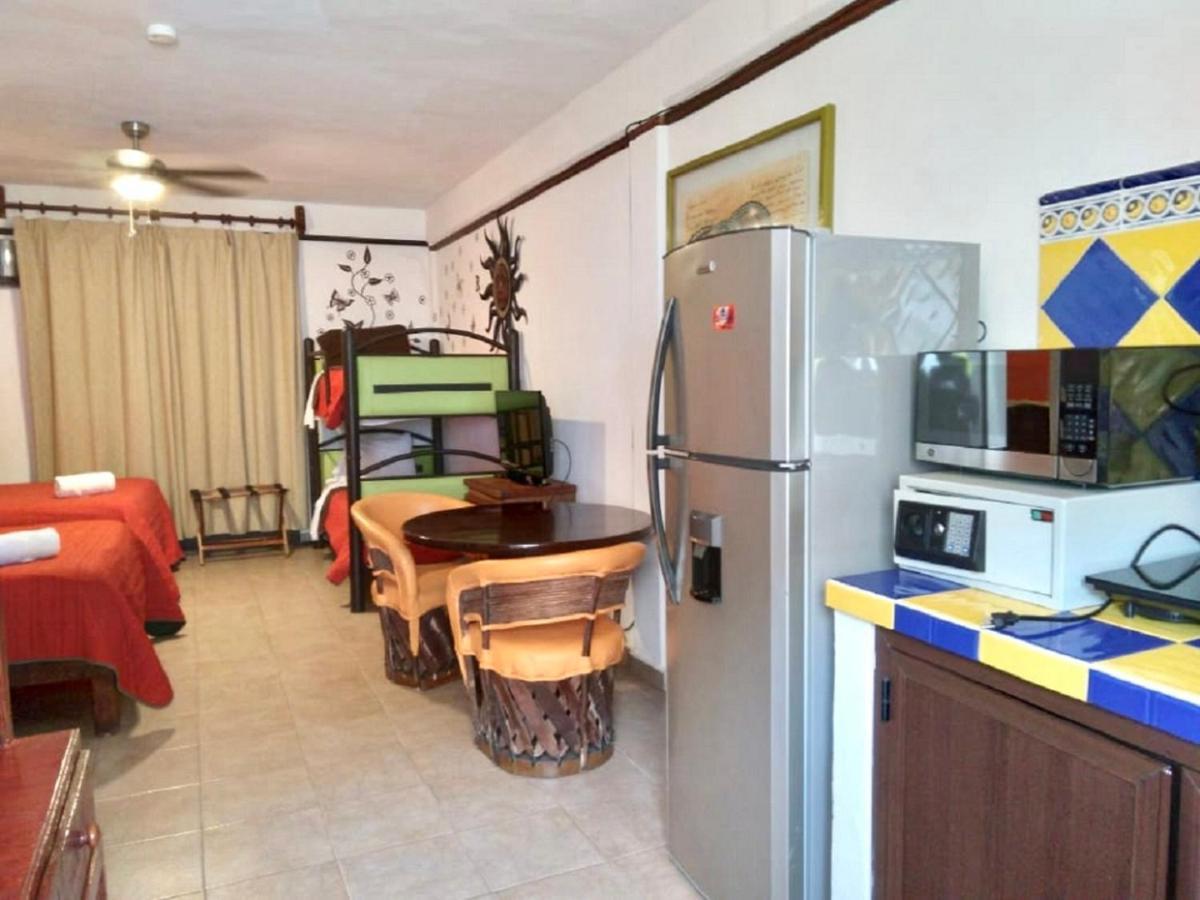 Suites Fenicia (Adults Only) Playa del Carmen Extérieur photo