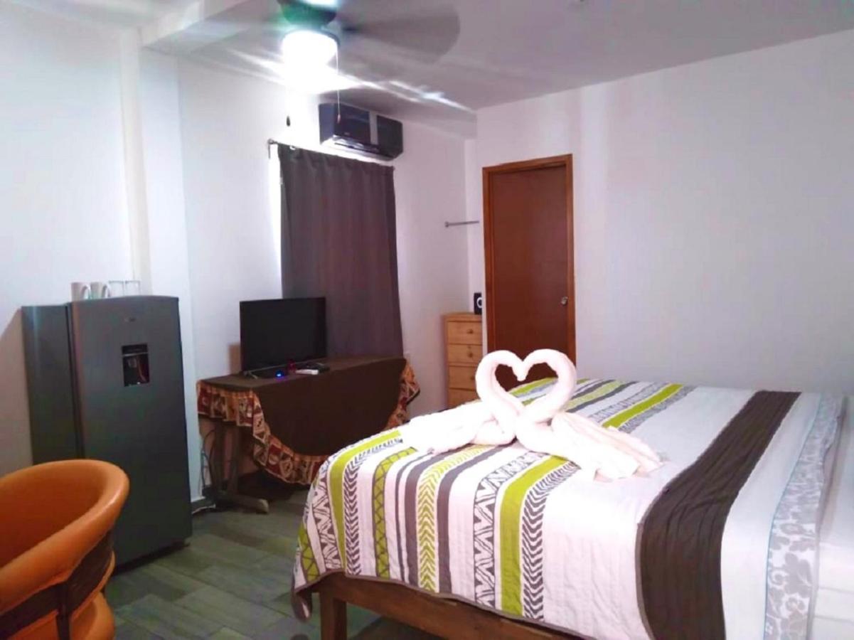Suites Fenicia (Adults Only) Playa del Carmen Extérieur photo