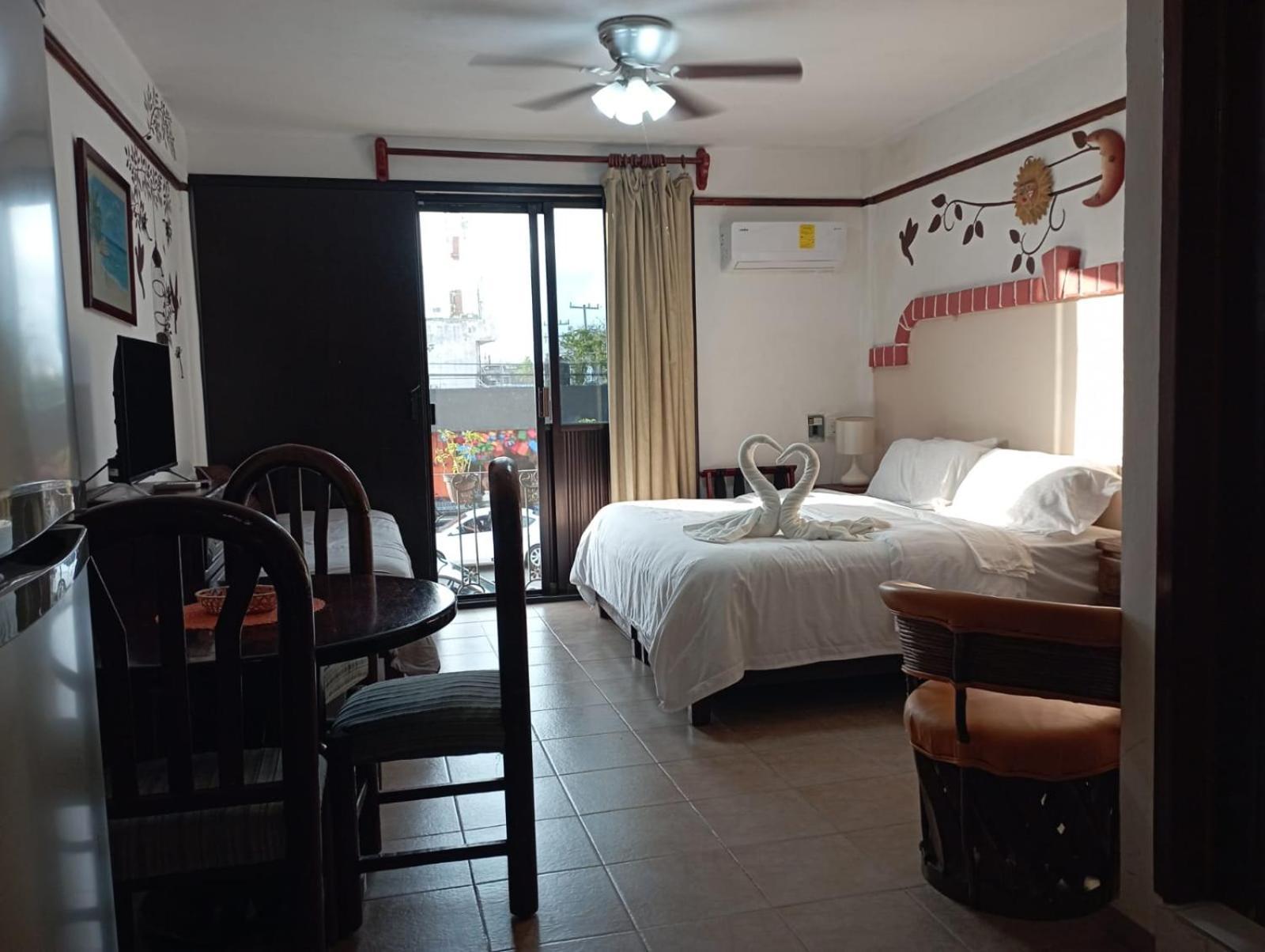 Suites Fenicia (Adults Only) Playa del Carmen Extérieur photo